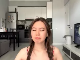 Akemi's Live Sex Cam Show