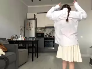 Akemi's Live Sex Cam Show
