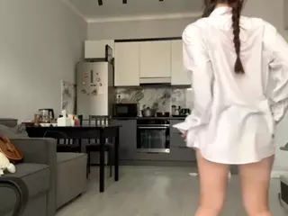 Akemi's Live Sex Cam Show