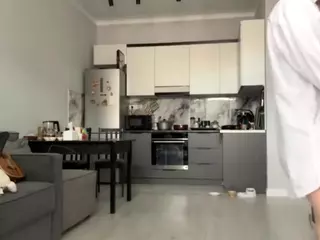 Akemi's Live Sex Cam Show