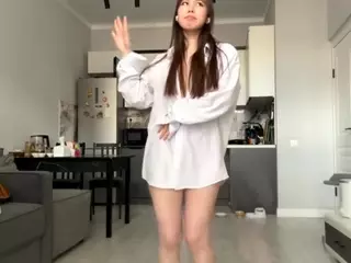 Akemi's Live Sex Cam Show