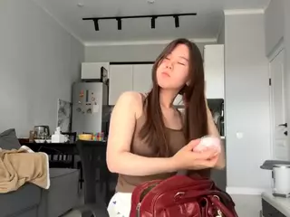 Akemi's Live Sex Cam Show