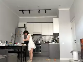 Akemi's Live Sex Cam Show
