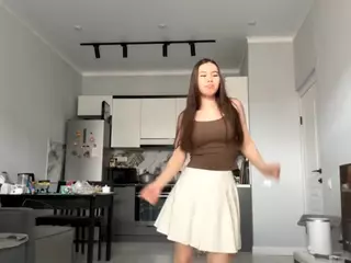 Akemi's Live Sex Cam Show