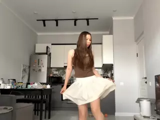 Akemi's Live Sex Cam Show