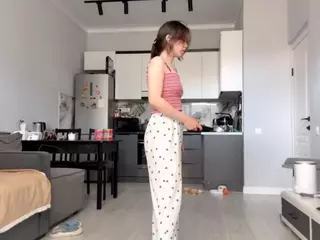 Akemi's Live Sex Cam Show