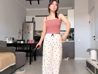 Akemi's Live Sex Cam Show