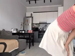 Akemi's Live Sex Cam Show