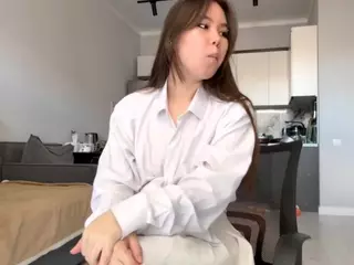 Akemi's Live Sex Cam Show