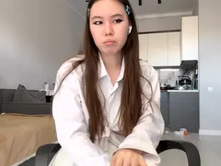 Akemi's Live Sex Cam Show