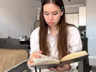 Akemi's Live Sex Cam Show