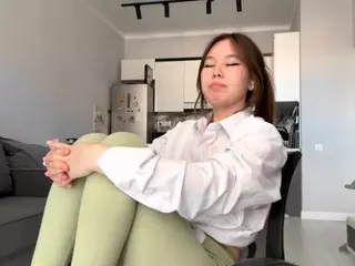 Akemi's Live Sex Cam Show