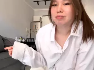 Akemi's Live Sex Cam Show