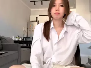 Akemi's Live Sex Cam Show