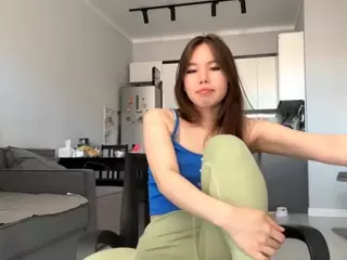 Akemi's Live Sex Cam Show