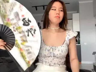 Akemi's Live Sex Cam Show