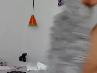 rachel-lombardi's Live Sex Cam Show