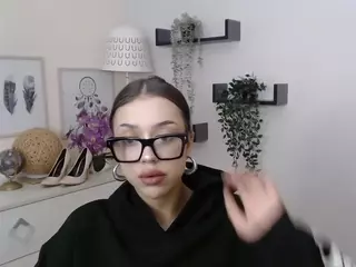 RoxyBullet's Live Sex Cam Show