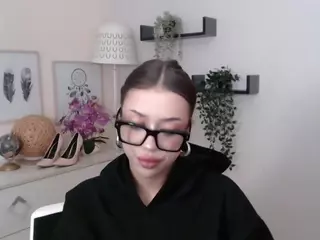 RoxyBullet's Live Sex Cam Show