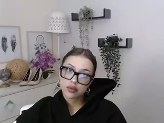 RoxyBullet's Live Sex Cam Show