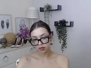 RoxyBullet's Live Sex Cam Show