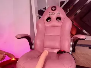 sara-lop's Live Sex Cam Show