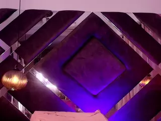 sara-lop's Live Sex Cam Show