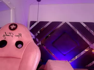 sara-lop's Live Sex Cam Show