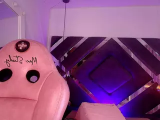 sara-lop's Live Sex Cam Show