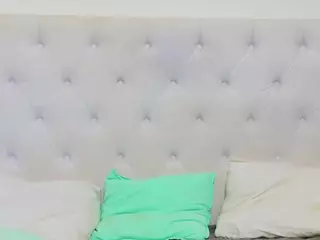 Scarlet-Nova's Live Sex Cam Show