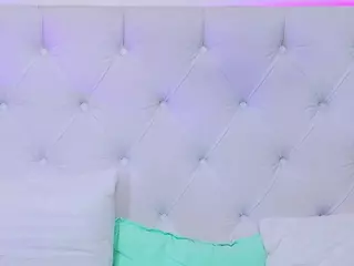 Scarlet-Nova's Live Sex Cam Show