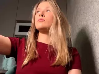 SilviaHambelton's Live Sex Cam Show