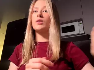 SilviaHambelton's Live Sex Cam Show