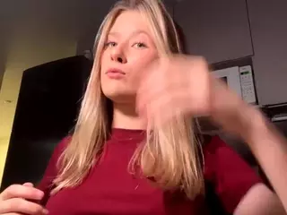 SilviaHambelton's Live Sex Cam Show
