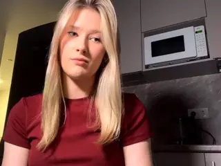 SilviaHambelton's Live Sex Cam Show