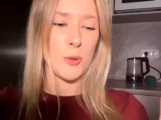 SilviaHambelton's Live Sex Cam Show