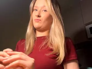 SilviaHambelton's Live Sex Cam Show