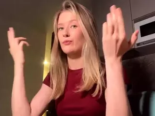 SilviaHambelton's Live Sex Cam Show
