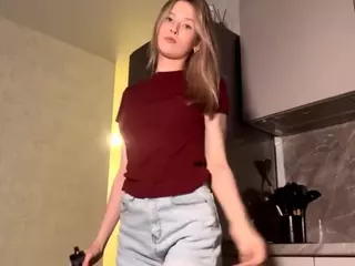 SilviaHambelton's Live Sex Cam Show