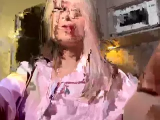 SilviaHambelton's Live Sex Cam Show