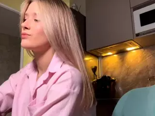 SilviaHambelton's Live Sex Cam Show