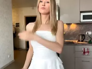 SilviaHambelton's Live Sex Cam Show