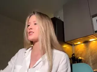 SilviaHambelton's Live Sex Cam Show