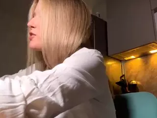 SilviaHambelton's Live Sex Cam Show