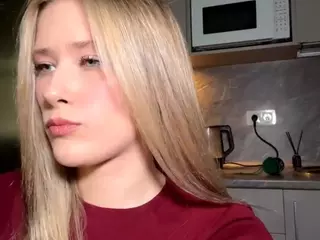SilviaHambelton's Live Sex Cam Show