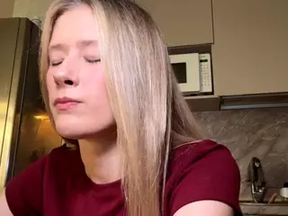 SilviaHambelton's Live Sex Cam Show