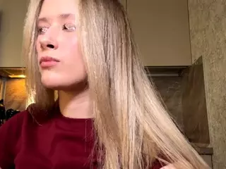 SilviaHambelton's Live Sex Cam Show