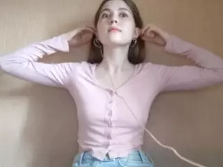 WilonaEdgin's Live Sex Cam Show