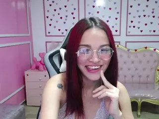 ailen-t's Live Sex Cam Show