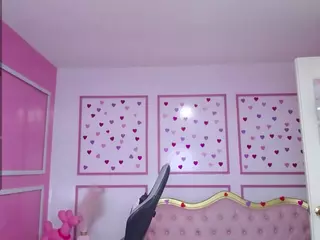 ailen-t's Live Sex Cam Show